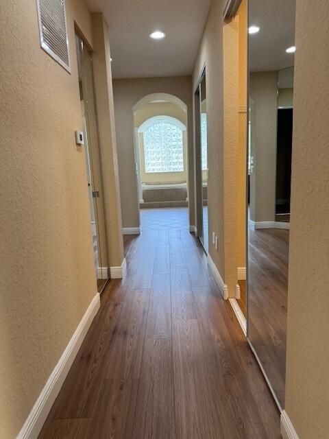 В аренду: $8,000 (6 спален, 5 ванн, 5382 Квадратных фут)