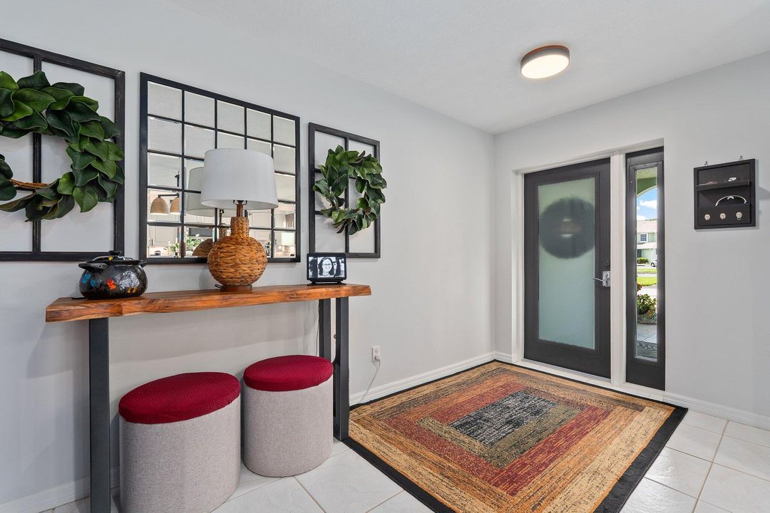 For Sale: $256,600 (2 beds, 2 baths, 1444 Square Feet)