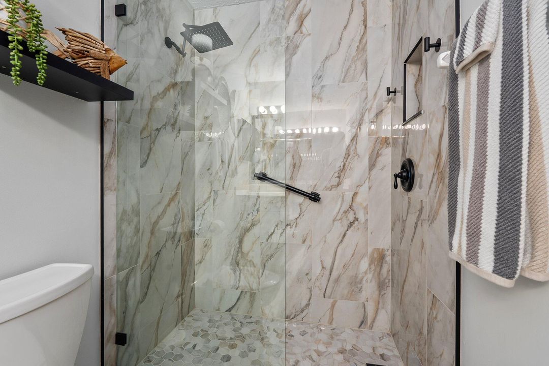 For Sale: $256,600 (2 beds, 2 baths, 1444 Square Feet)