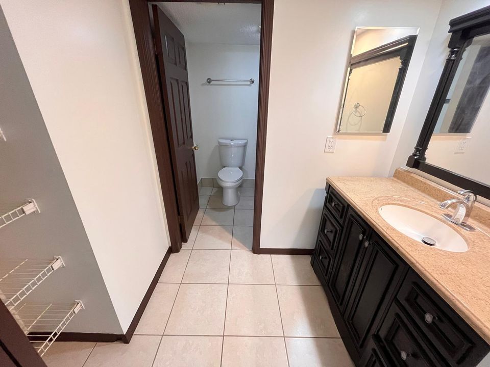 待售: $300,000 (2 贝兹, 2 浴室, 1194 平方英尺)