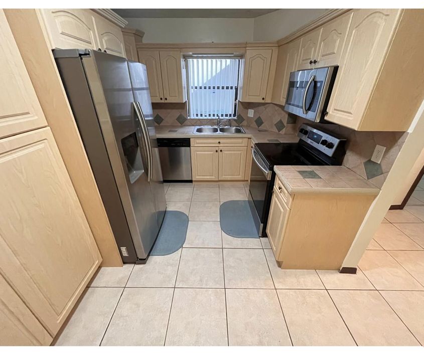 待售: $300,000 (2 贝兹, 2 浴室, 1194 平方英尺)