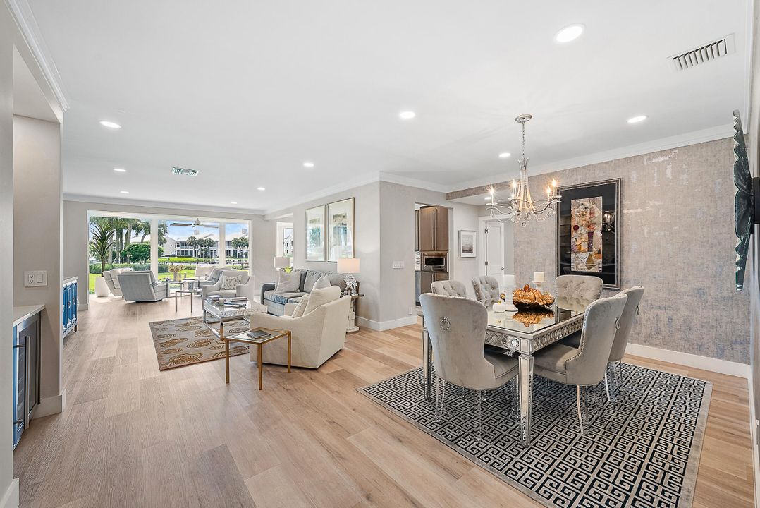 Под контрактом: $3,300,000 (3 спален, 2 ванн, 2469 Квадратных фут)