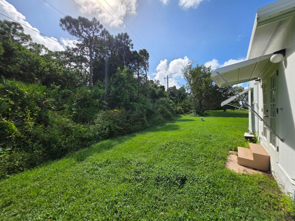 待售: $47,900 (2 贝兹, 2 浴室, 1300 平方英尺)