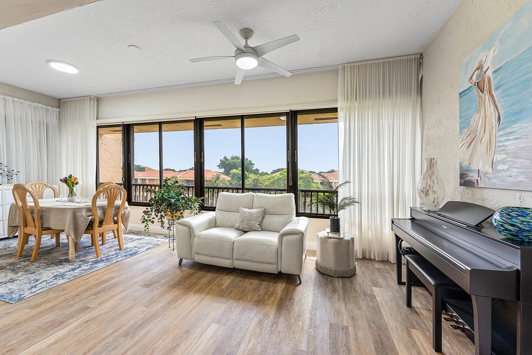 合同活跃: $4,350 (2 贝兹, 2 浴室, 1601 平方英尺)