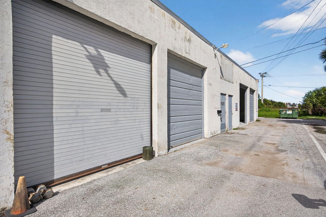 待售: $950,000 (0 贝兹, 0 浴室, 2518 平方英尺)