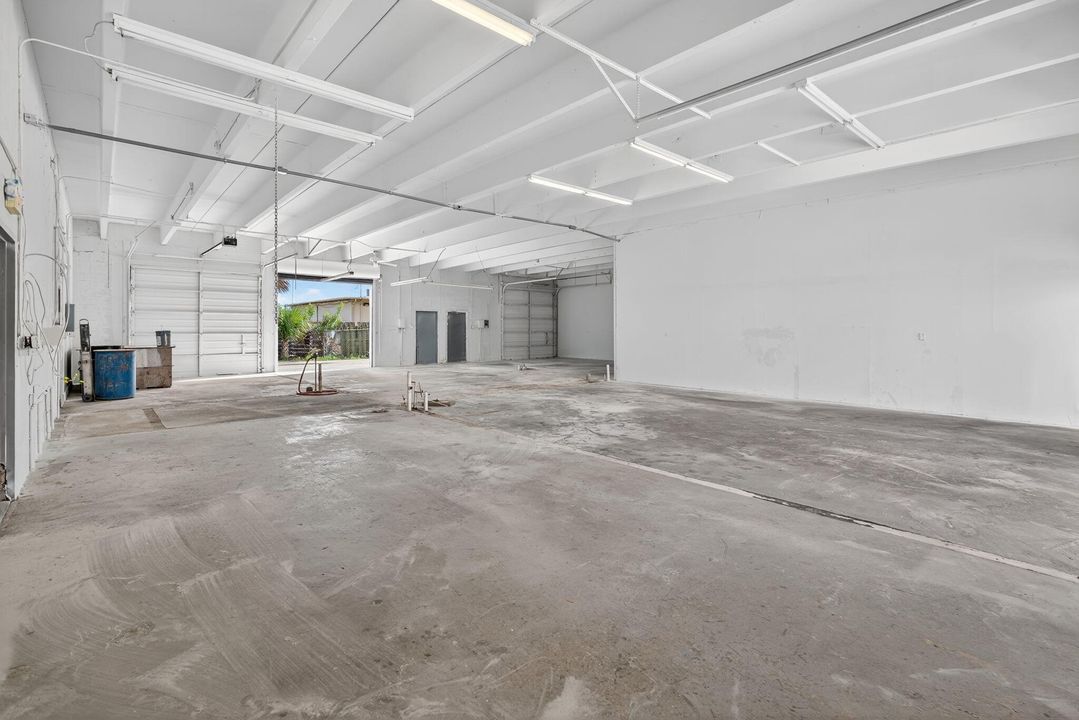 待售: $950,000 (0 贝兹, 0 浴室, 2518 平方英尺)