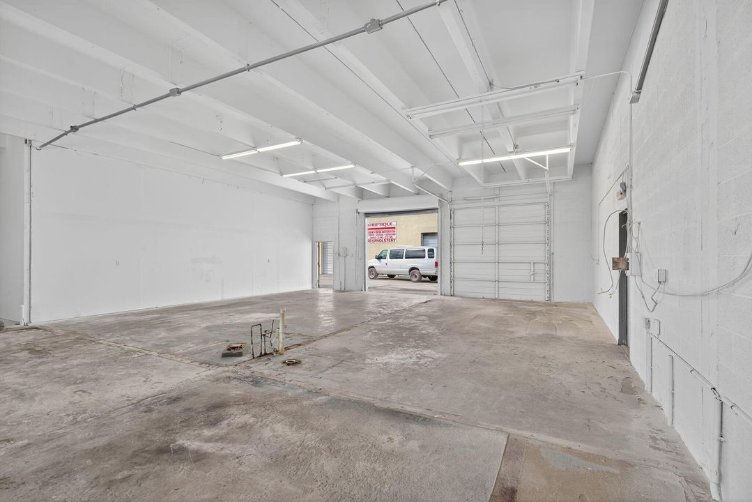 待售: $950,000 (0 贝兹, 0 浴室, 2518 平方英尺)