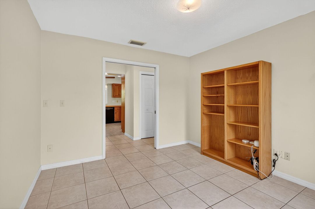 En Venta: $599,000 (3 camas, 2 baños, 2342 Pies cuadrados)