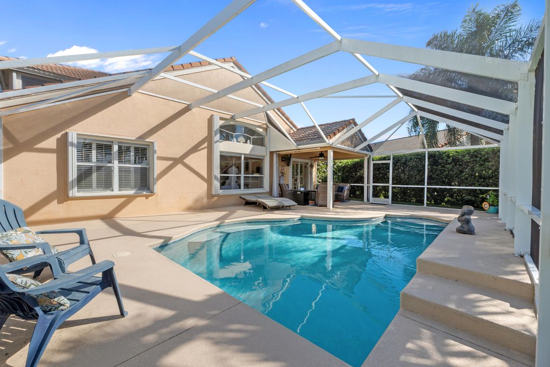 En Venta: $650,000 (4 camas, 2 baños, 2218 Pies cuadrados)