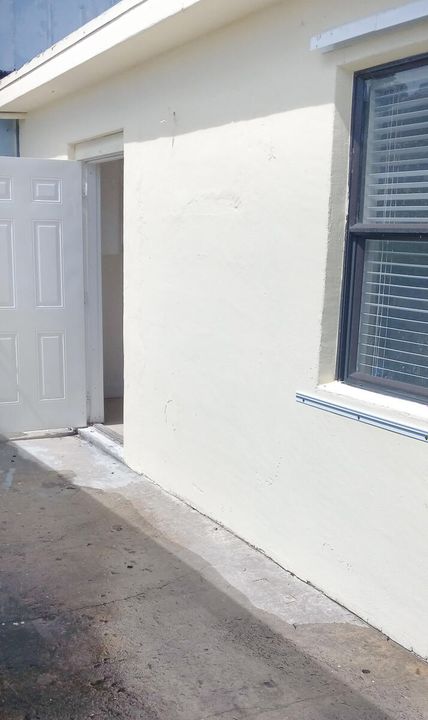 For Sale: $2,500 (0 beds, 0 baths, 1008 Square Feet)