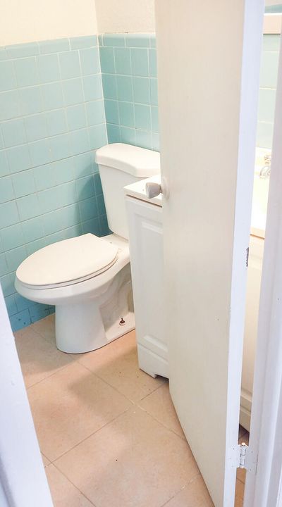 For Sale: $2,500 (0 beds, 0 baths, 1008 Square Feet)