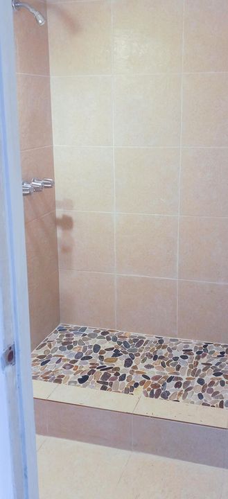 For Sale: $2,500 (0 beds, 0 baths, 1008 Square Feet)