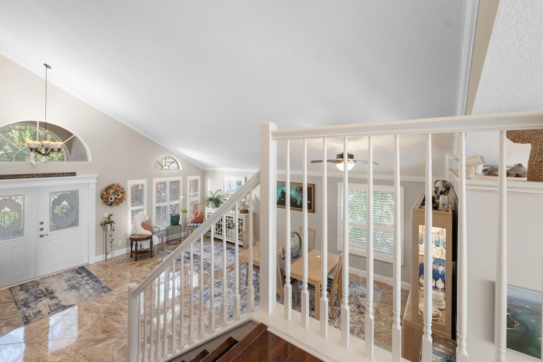 En Venta: $650,000 (4 camas, 2 baños, 2218 Pies cuadrados)