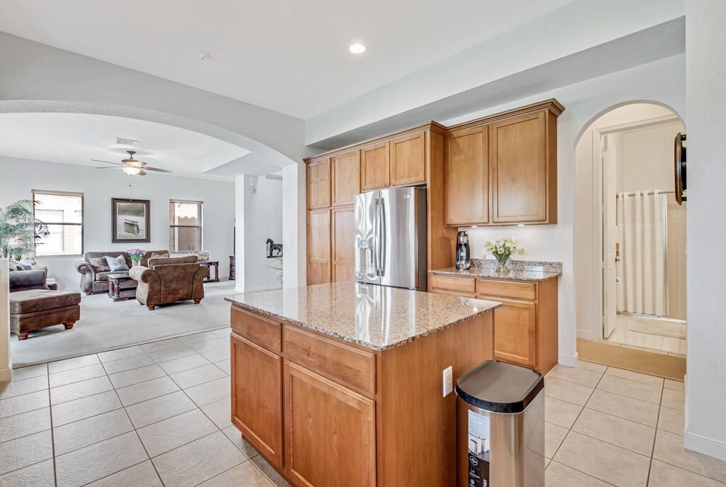 For Sale: $789,000 (4 beds, 4 baths, 3390 Square Feet)