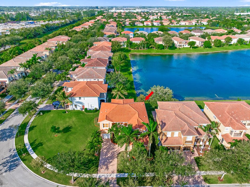 For Sale: $789,000 (4 beds, 4 baths, 3390 Square Feet)