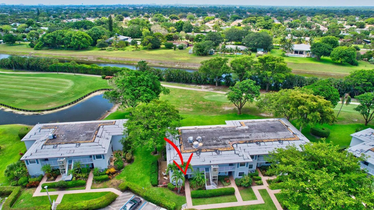 Под контрактом: $7,000 (2 спален, 2 ванн, 1546 Квадратных фут)