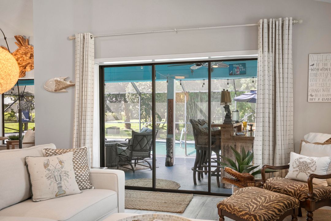 For Sale: $800,000 (3 beds, 2 baths, 2317 Square Feet)