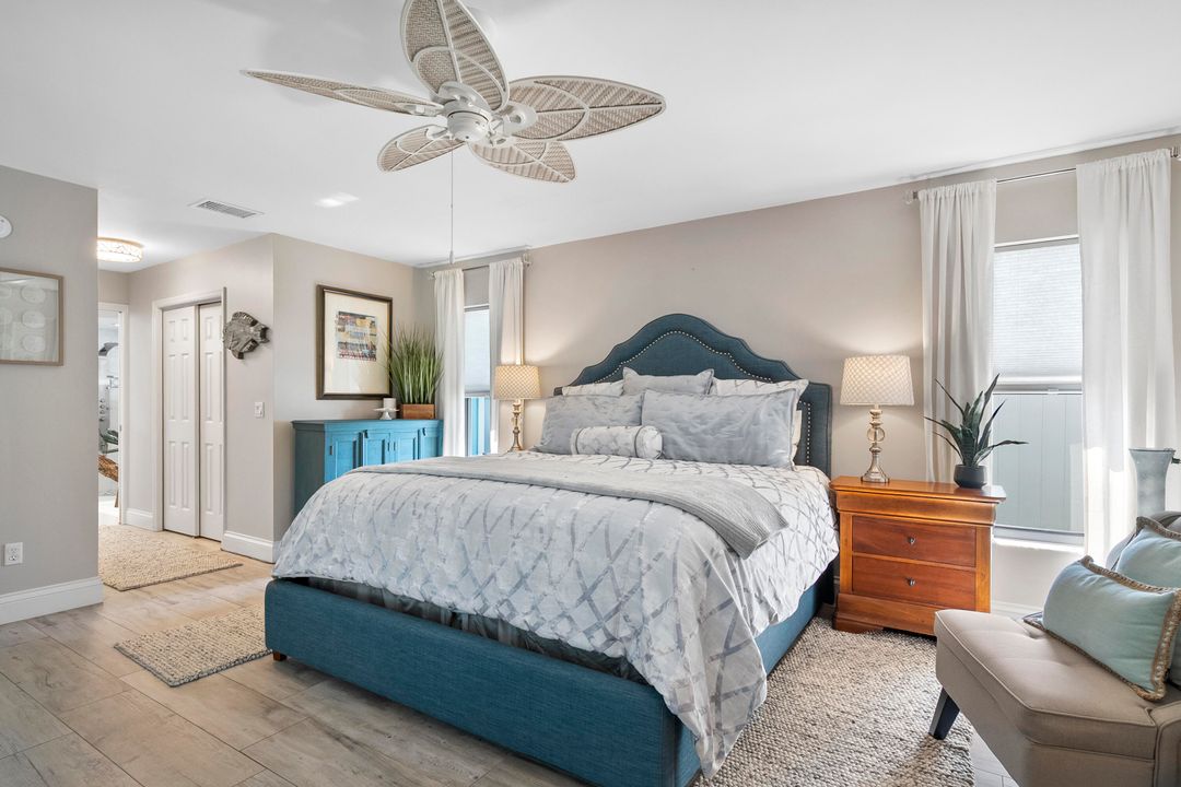 For Sale: $800,000 (3 beds, 2 baths, 2317 Square Feet)