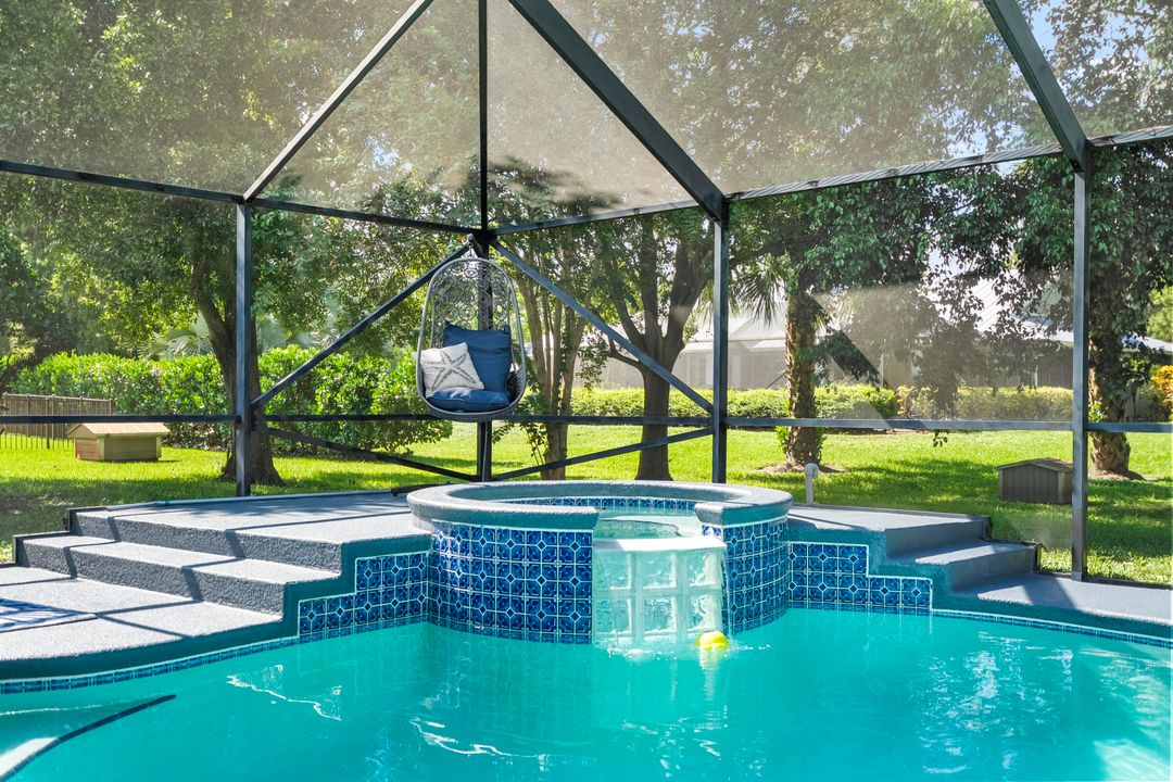 For Sale: $800,000 (3 beds, 2 baths, 2317 Square Feet)