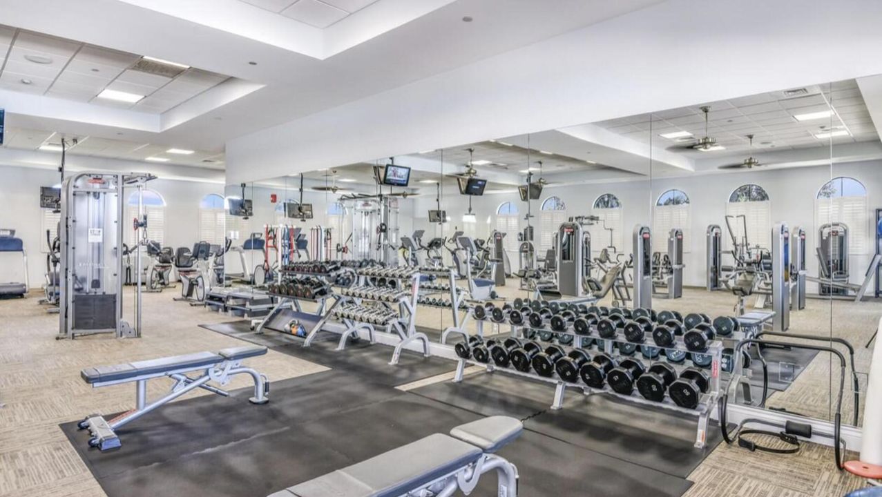 Activo con contrato: $3,250 (3 camas, 2 baños, 1723 Pies cuadrados)