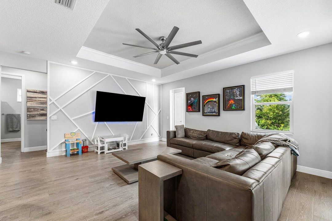 For Sale: $1,399,900 (4 beds, 3 baths, 2696 Square Feet)