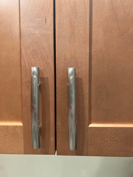 Под контрактом: $300,000 (3 спален, 2 ванн, 1469 Квадратных фут)