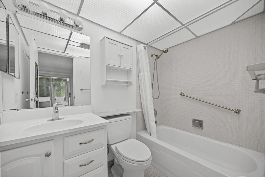 待售: $69,900 (1 贝兹, 1 浴室, 720 平方英尺)