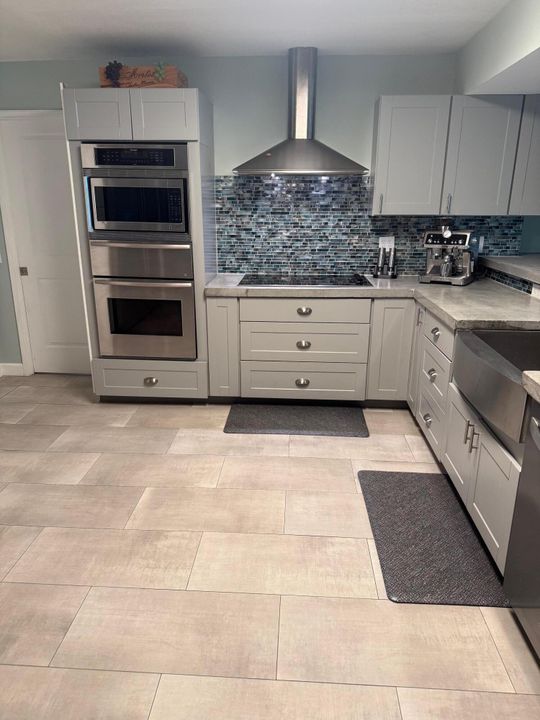 For Sale: $1,196,000 (3 beds, 2 baths, 1886 Square Feet)