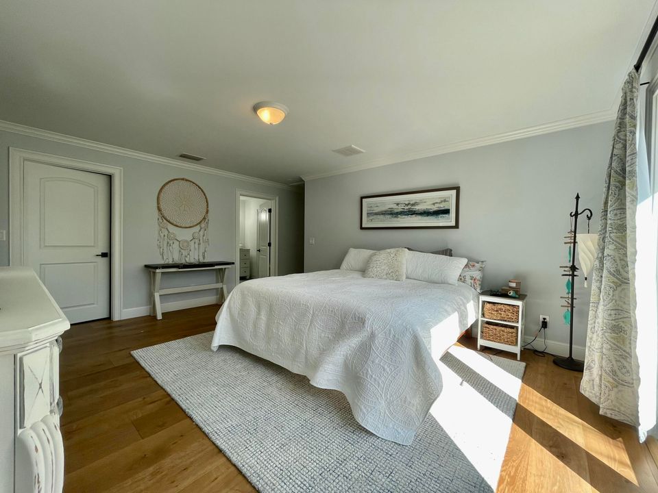 В аренду: $6,500 (2 спален, 2 ванн, 1300 Квадратных фут)