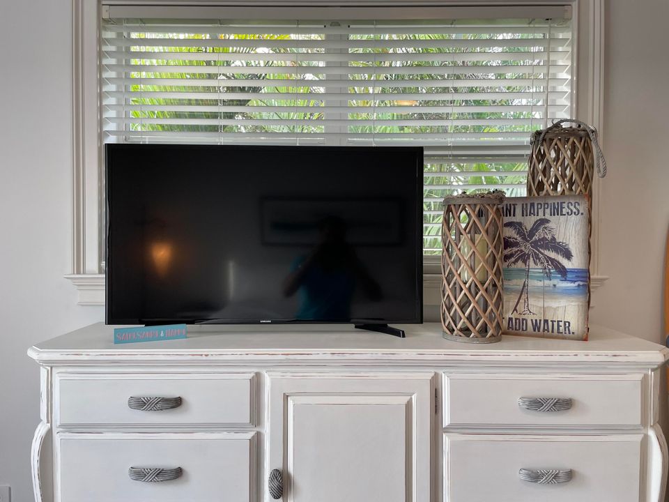 В аренду: $6,500 (2 спален, 2 ванн, 1300 Квадратных фут)