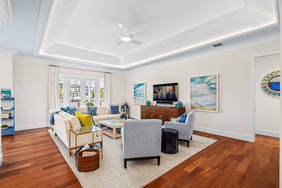 En Venta: $13,495,000 (4 camas, 4 baños, 4456 Pies cuadrados)