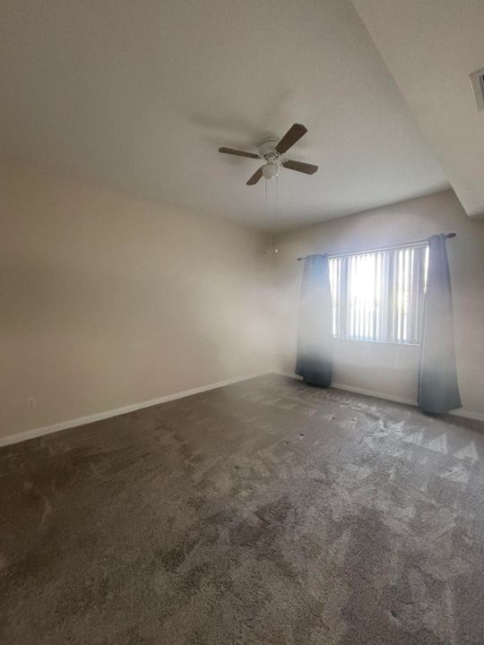 For Rent: $2,500 (2 beds, 2 baths, 1989 Square Feet)