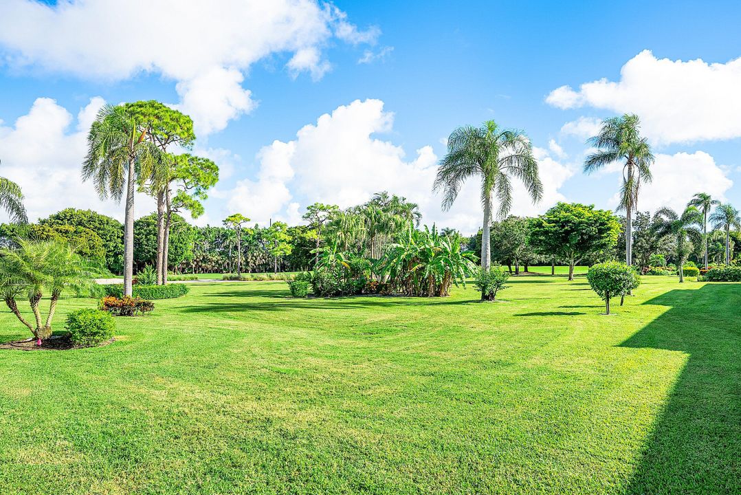 For Sale: $535,000 (3 beds, 2 baths, 1958 Square Feet)