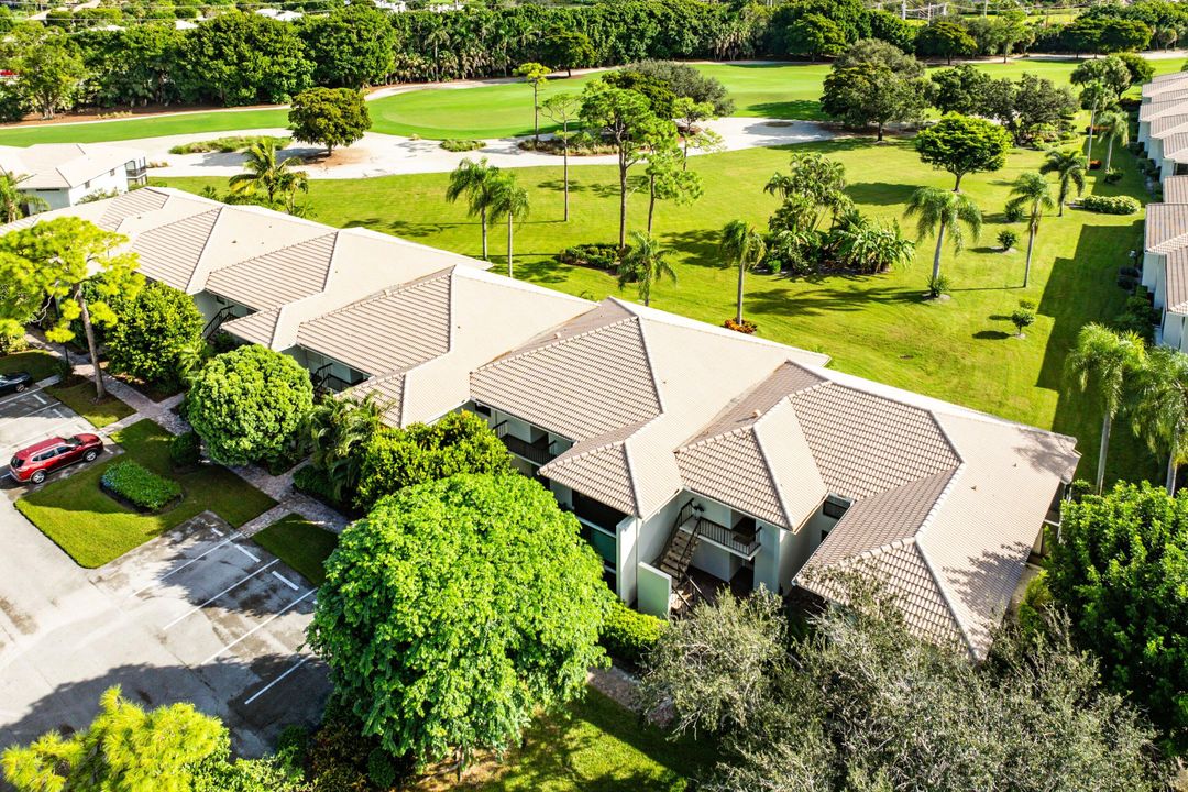 For Sale: $535,000 (3 beds, 2 baths, 1958 Square Feet)