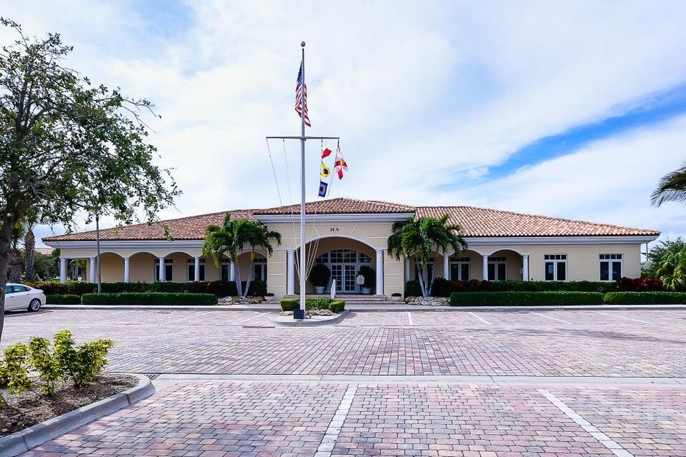 For Rent: $2,500 (2 beds, 2 baths, 1989 Square Feet)