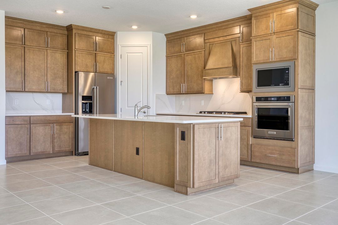 En Renta: $3,950 (4 camas, 3 baños, 2930 Pies cuadrados)