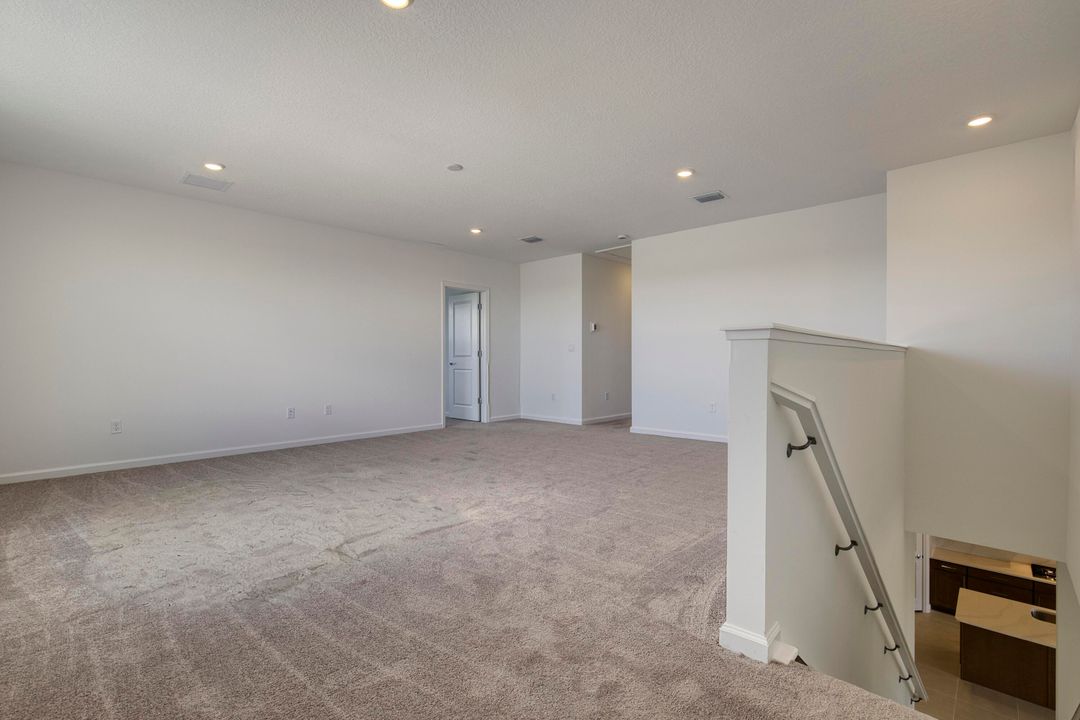 En Renta: $3,950 (4 camas, 3 baños, 2930 Pies cuadrados)