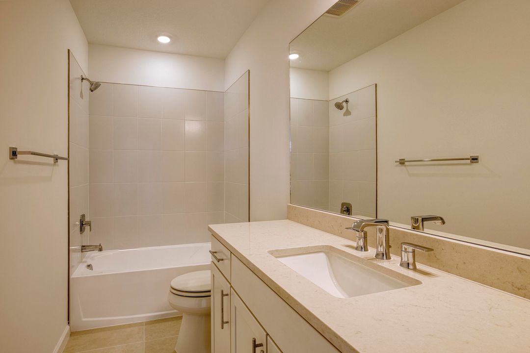 En Renta: $3,950 (4 camas, 3 baños, 2930 Pies cuadrados)