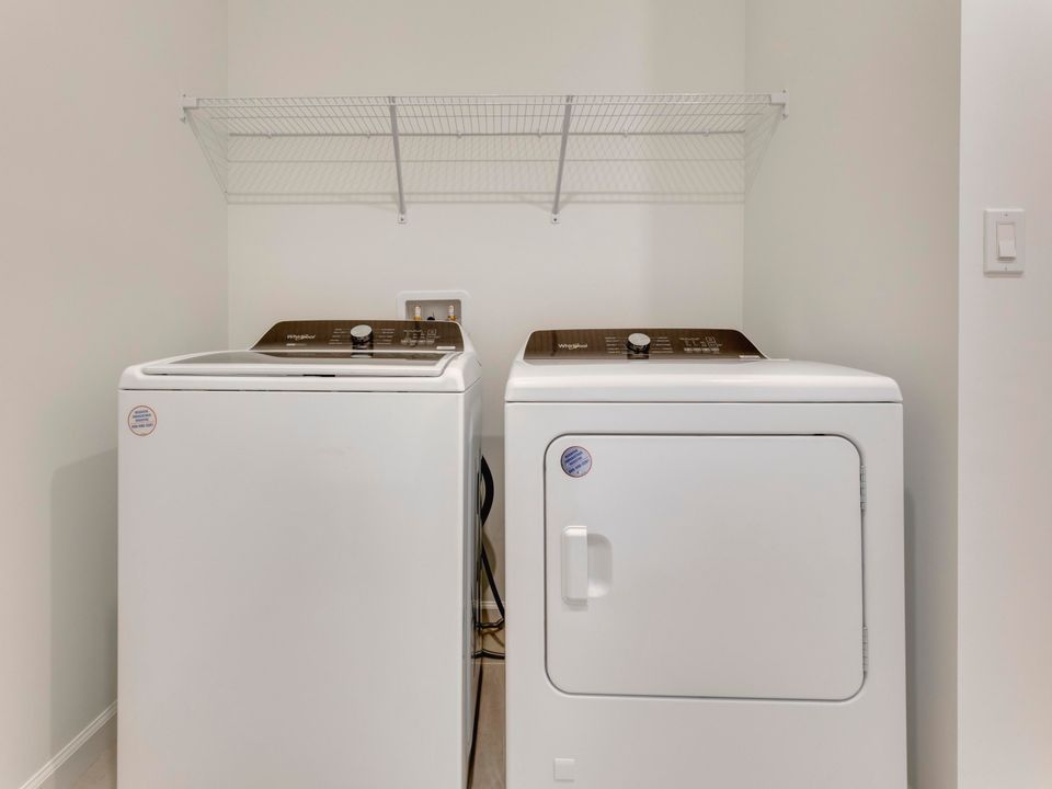 En Renta: $3,950 (4 camas, 3 baños, 2930 Pies cuadrados)