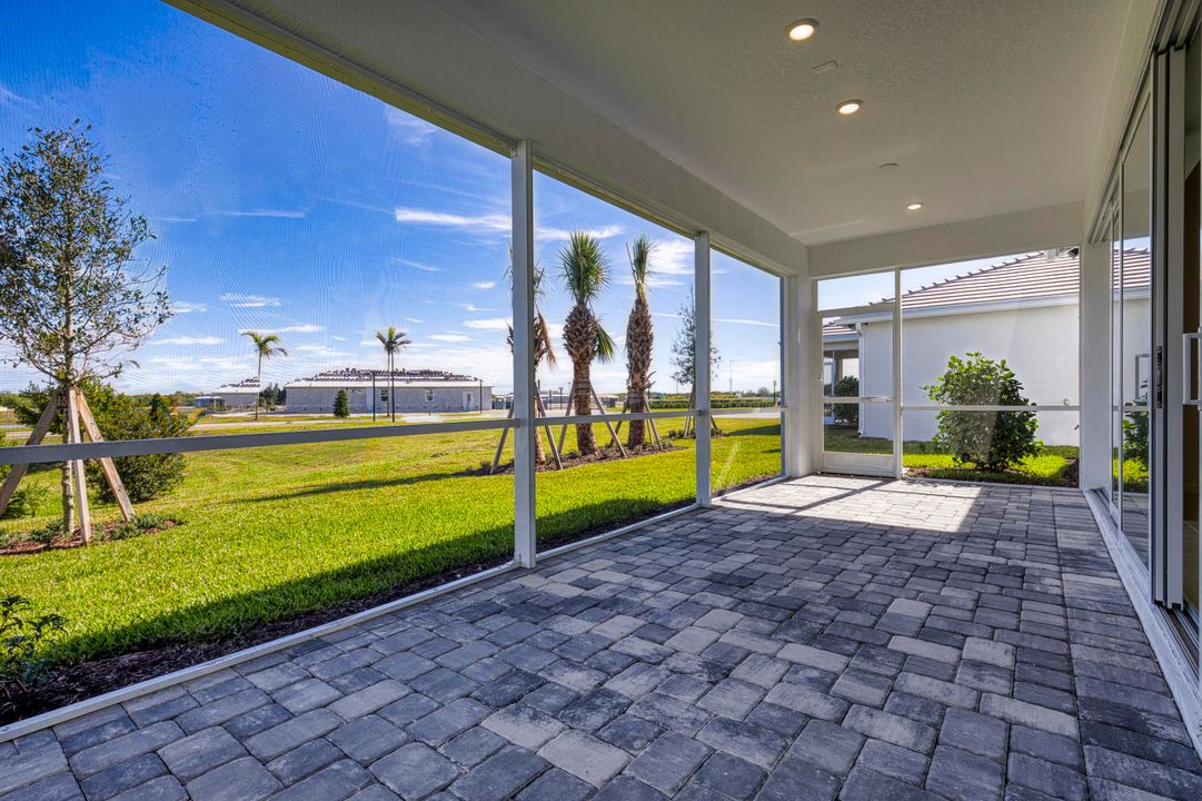 En Renta: $3,950 (4 camas, 3 baños, 2930 Pies cuadrados)