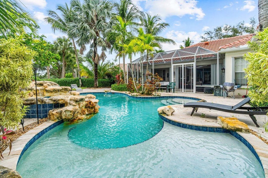 На продажу: $898,000 (4 спален, 3 ванн, 2544 Квадратных фут)