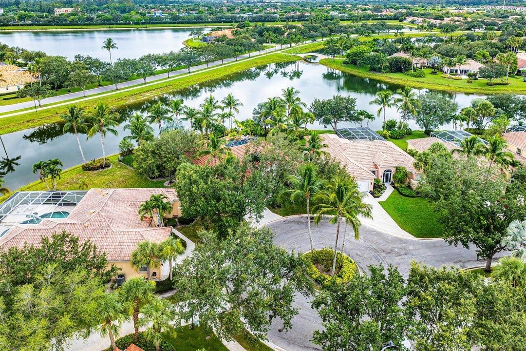 На продажу: $898,000 (4 спален, 3 ванн, 2544 Квадратных фут)