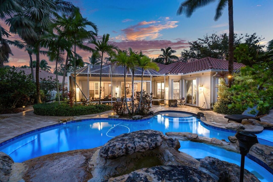 На продажу: $898,000 (4 спален, 3 ванн, 2544 Квадратных фут)