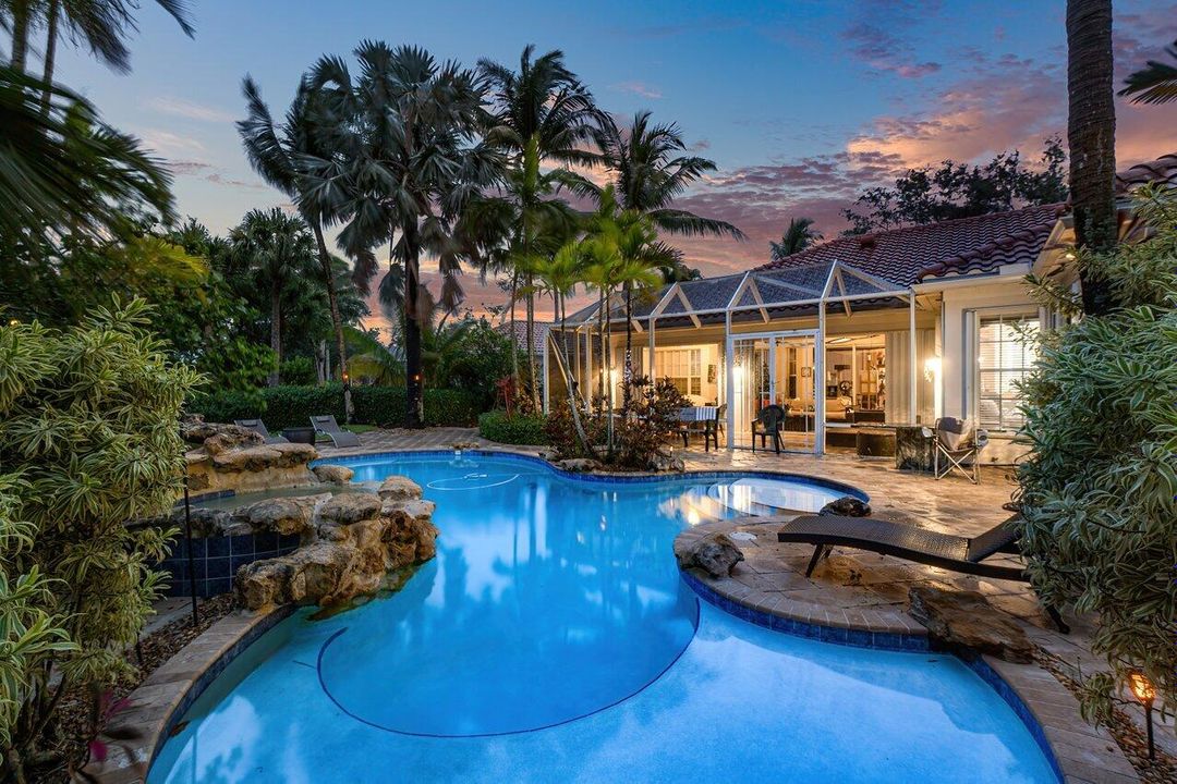 На продажу: $898,000 (4 спален, 3 ванн, 2544 Квадратных фут)