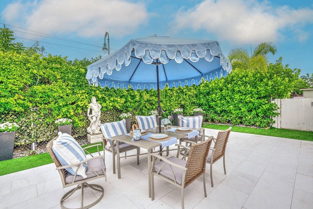 В аренду: $18,500 (3 спален, 3 ванн, 2598 Квадратных фут)