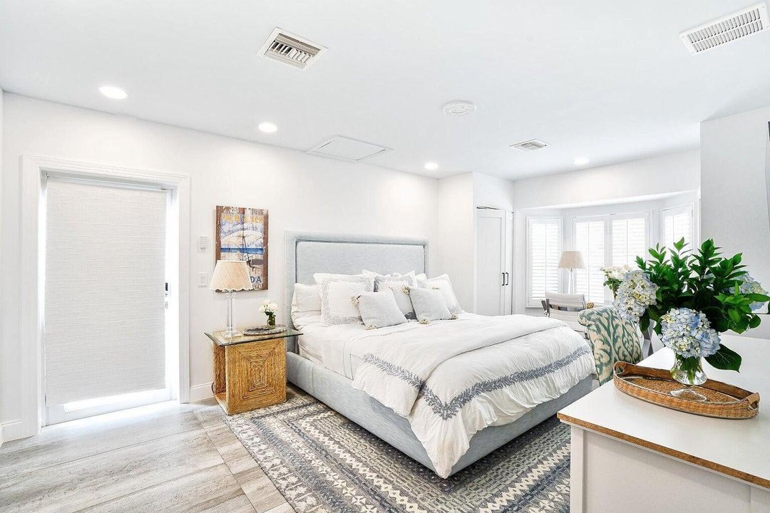 В аренду: $18,500 (3 спален, 3 ванн, 2598 Квадратных фут)