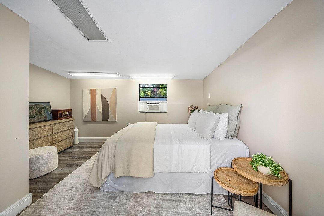 Active With Contract: $625,000 (3 beds, 2 baths, 1933 Square Feet)