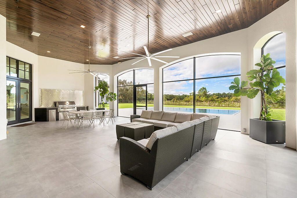 En Venta: $10,950,000 (5 camas, 7 baños, 9205 Pies cuadrados)