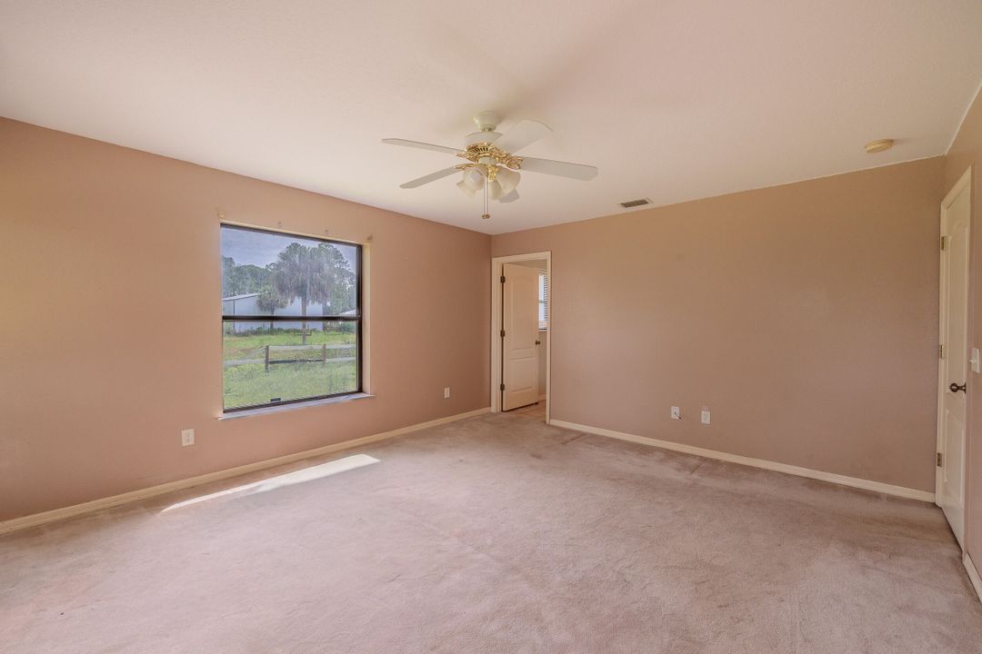 合同活跃: $499,900 (3 贝兹, 2 浴室, 2226 平方英尺)