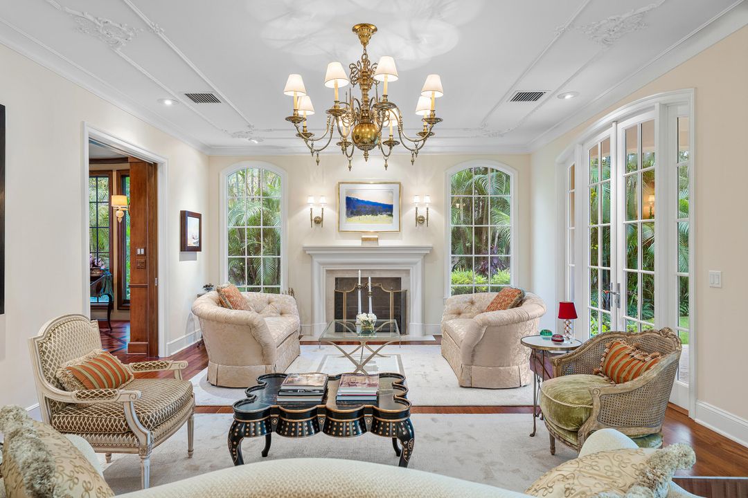 待售: $26,500,000 (4 贝兹, 6 浴室, 5988 平方英尺)